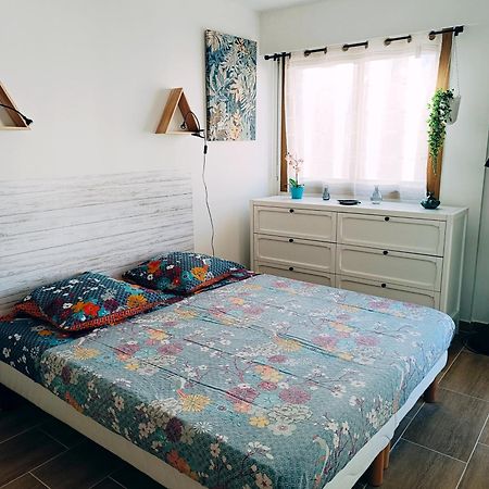 2 Pieces Climatise Avec Balcon Dans Le Vieil Antibes, Residence Avec Ascenseur エクステリア 写真
