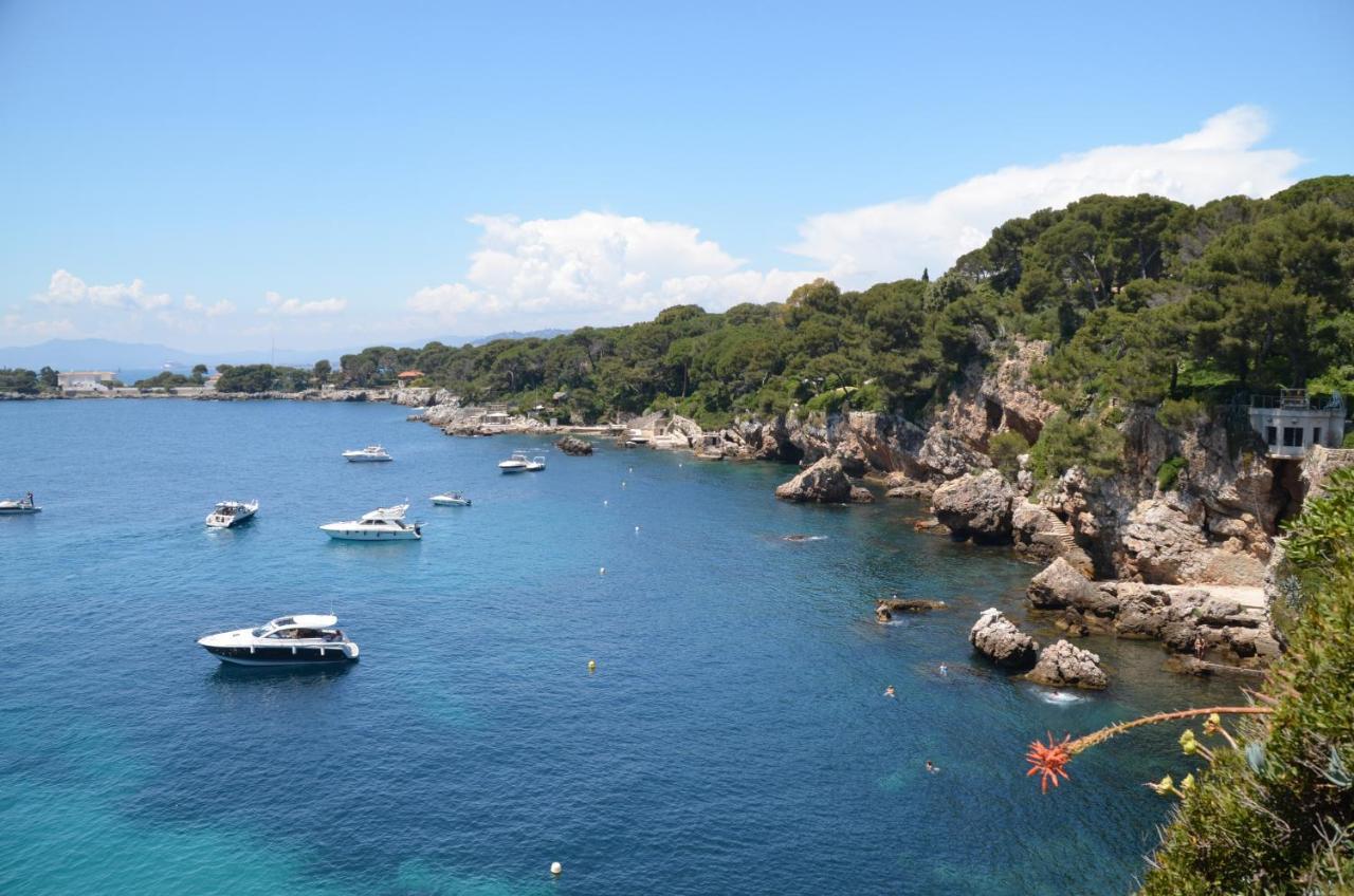 2 Pieces Climatise Avec Balcon Dans Le Vieil Antibes, Residence Avec Ascenseur エクステリア 写真