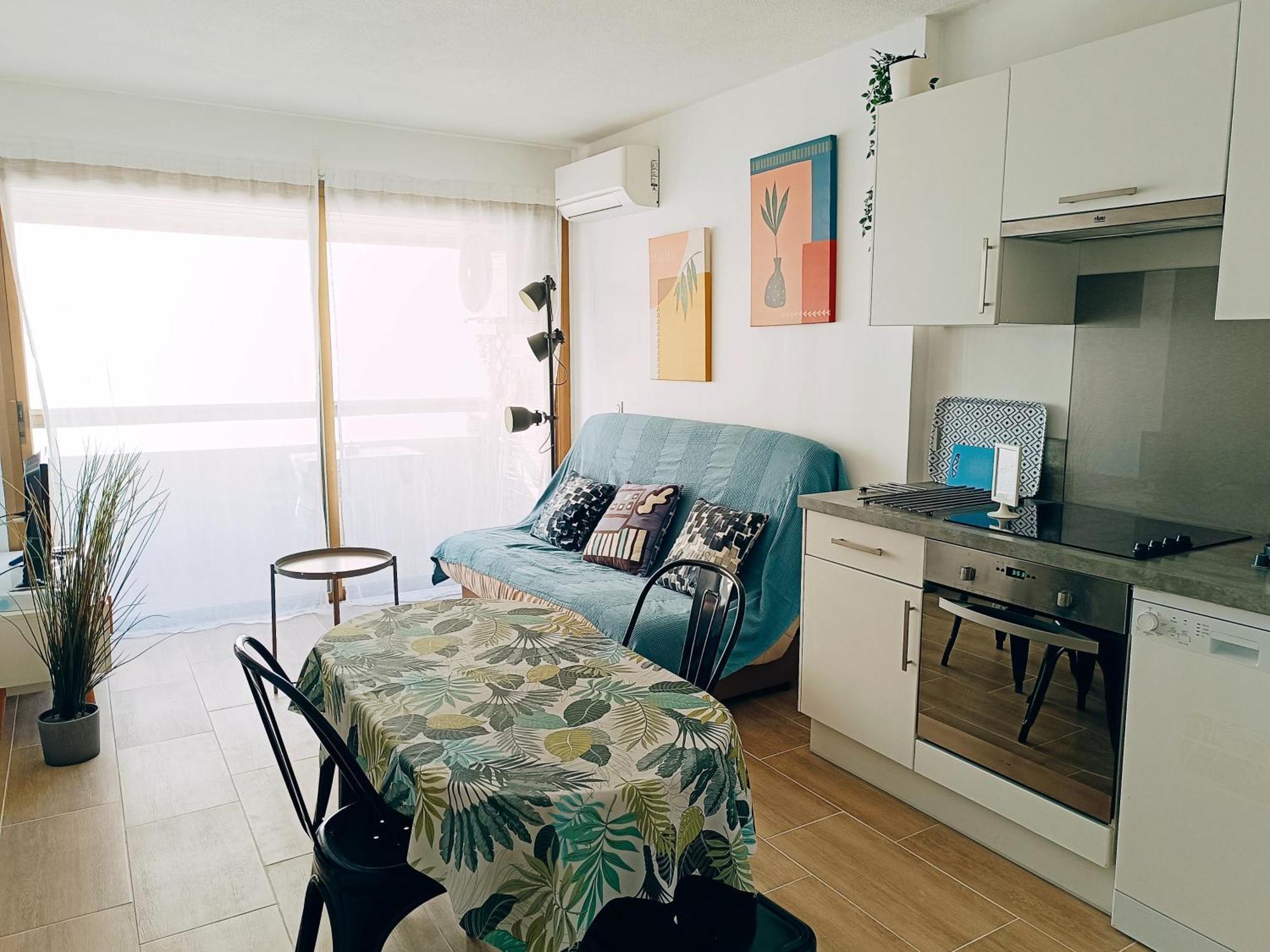 2 Pieces Climatise Avec Balcon Dans Le Vieil Antibes, Residence Avec Ascenseur エクステリア 写真